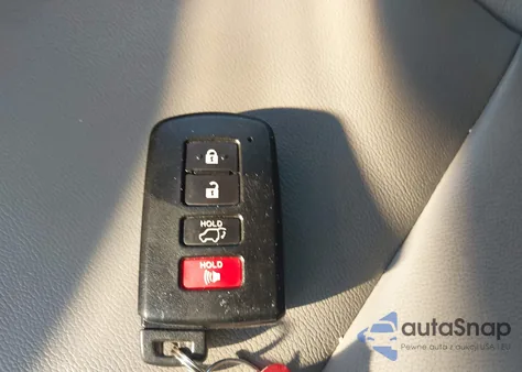 2018 Toyota Highlander Xle из США, поврежденный, VIN 5TDJZRFH9JS877645